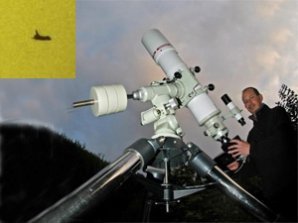 Atlantis и Hubble засняли на фоне Солнца