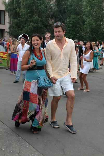 «Серебряный Дождь» удивил своих гостей курицей и Эмиром Кустурицей