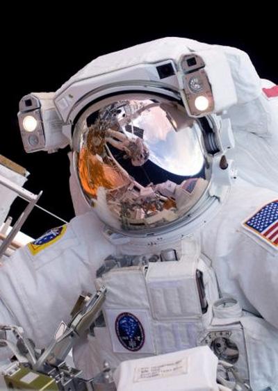 Как американцы телескоп "Хаббл" чинили