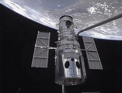 Как американцы телескоп "Хаббл" чинили