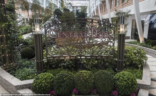 Как выглядит самый большой в мире круизный лайнер