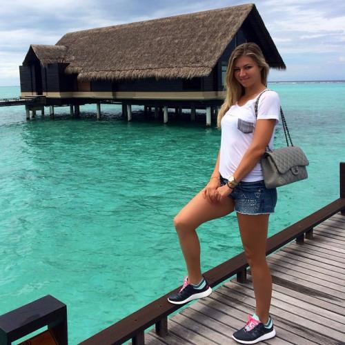 Девушки, покорившие наших и заграничных звезд спорта