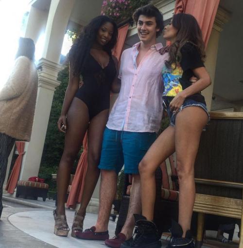 Как отдыхают дети российских олигархов