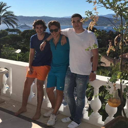 Как отдыхают дети российских олигархов