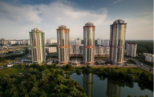 "Наш маленький мирок" за  млн. Где живут российские футболисты