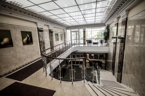 "Наш маленький мирок" за  млн. Где живут российские футболисты