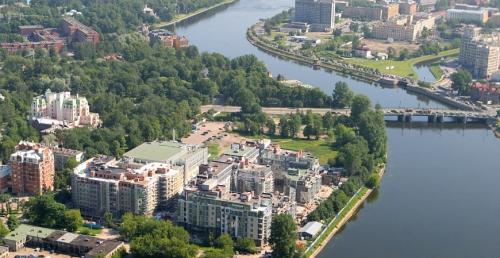 "Наш маленький мирок" за  млн. Где живут российские футболисты