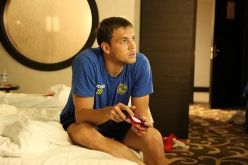 "Наш маленький мирок" за  млн. Где живут российские футболисты