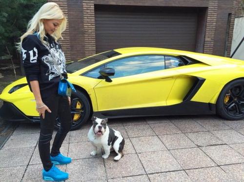 "Наш маленький мирок" за  млн. Где живут российские футболисты