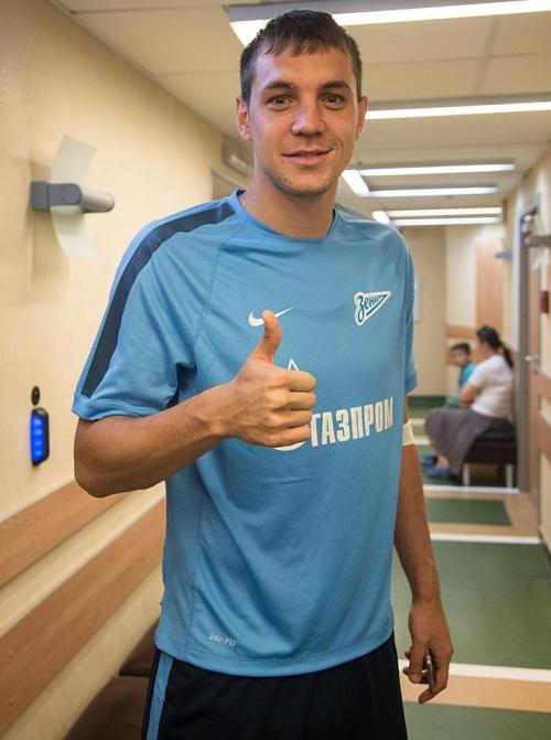 "Наш маленький мирок" за  млн. Где живут российские футболисты