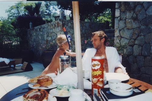 Знаменитости на полароидах Майкла Уайта