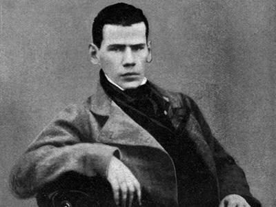 Знаменитые люди, росшие в приемных семьях