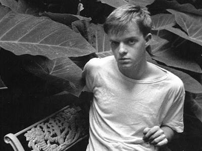 Знаменитые люди, росшие в приемных семьях