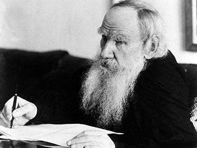 Знаменитые люди, росшие в приемных семьях