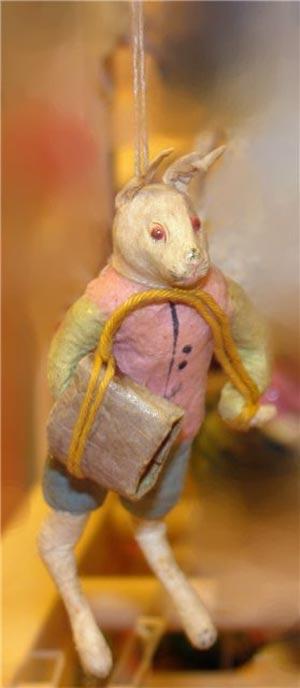 Игрушечная память хранит портреты вождей