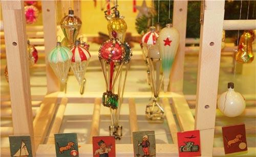 Игрушечная память хранит портреты вождей