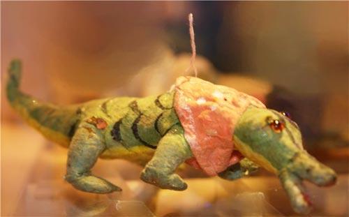 Игрушечная память хранит портреты вождей