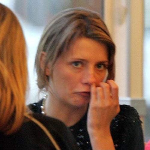 Дурно ли ковырять в носу?..