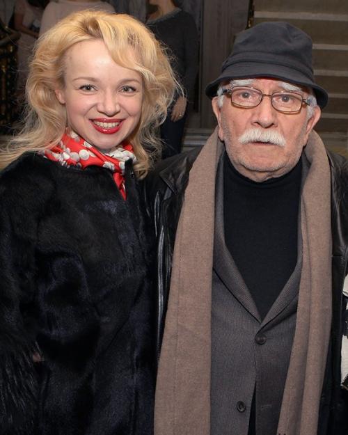 Седина в бороду: российские знаменитости, женившиеся на молодых