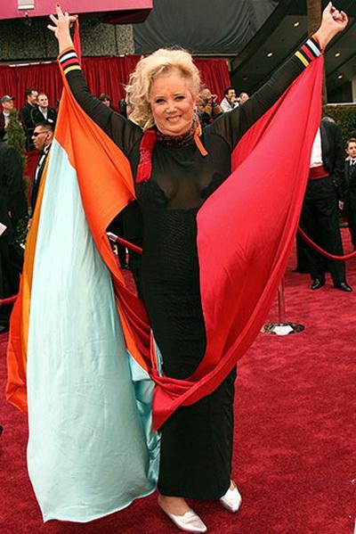 Самые яркие и обсуждаемые наряды за историю "Оскара"