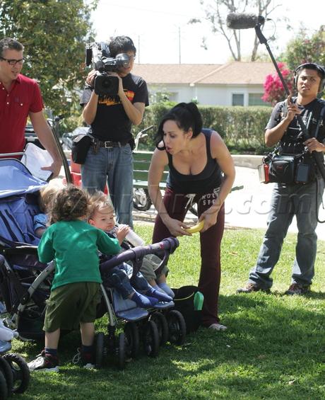 Октомама с детьми снимается в реалити-шоу