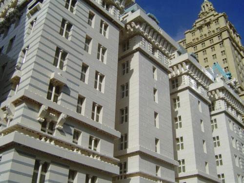 Из лего построили Нью-Йорк