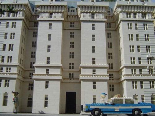 Из лего построили Нью-Йорк