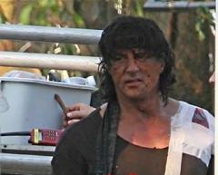 Сталлоне зажигает: старик Рэмбо идет на войну