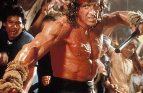 Сталлоне зажигает: старик Рэмбо идет на войну