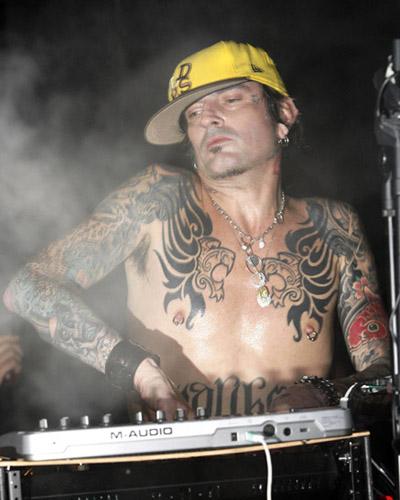 Путеводитель по звездным тату: что, где, о чем