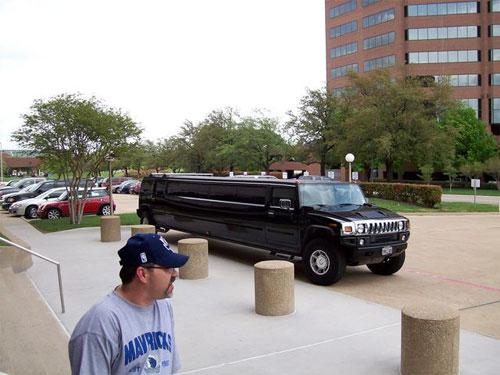 Звёздные лимузины стареют на стоянках