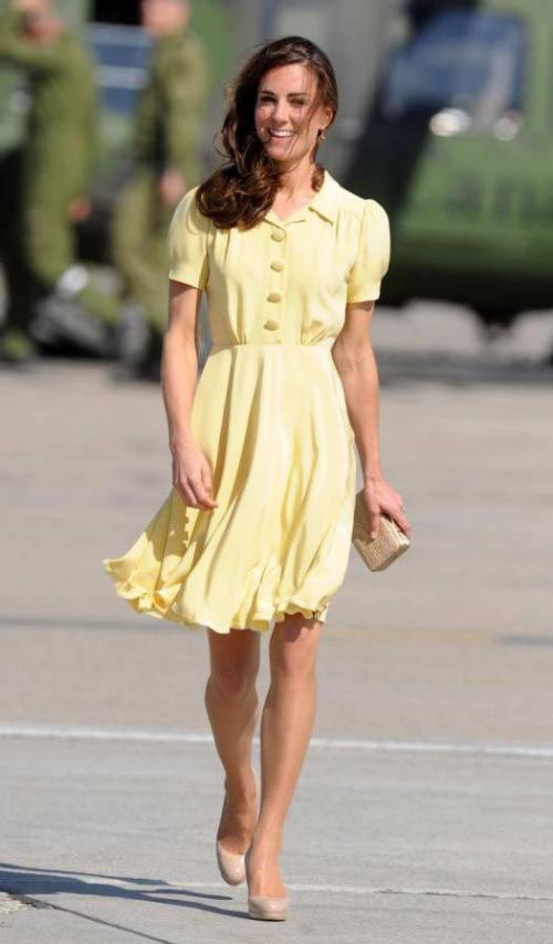 Топ-15 самых красивых и знаковых ног в истории