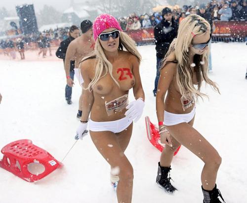 В Германии прошел чемпионат по "голым саням"