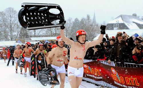 В Германии прошел чемпионат по "голым саням"