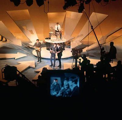 Редкие фотографии всемирно известных звезд. Часть 25