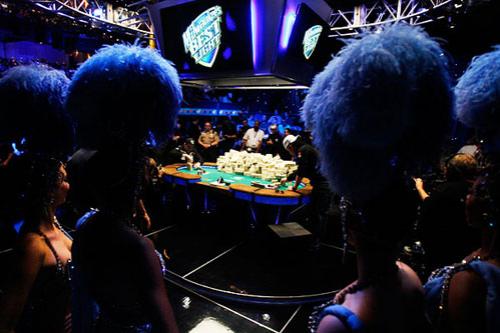 Победитель самого престижного в мире турнира по покеру выиграл  млн