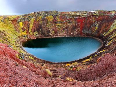 15 самых красивых кратерных озер нашей планеты