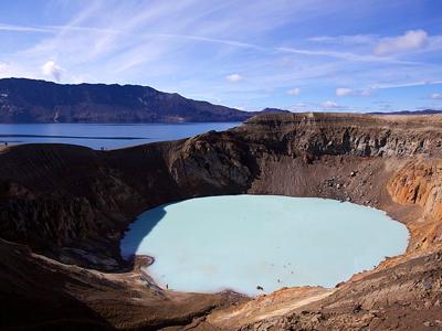 15 самых красивых кратерных озер нашей планеты