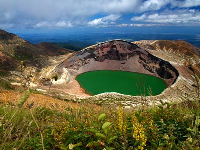 15 самых красивых кратерных озер нашей планеты