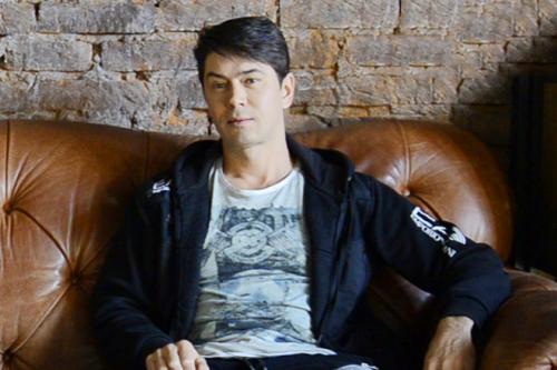 "На-На", Шатунов, Титомир и другие: что стало с музыкальными секс-символами 90-х