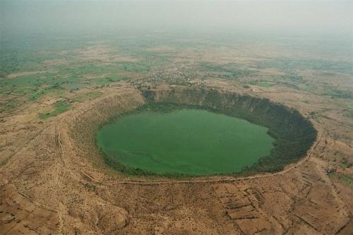 Самые впечатляющие ударные кратеры земли