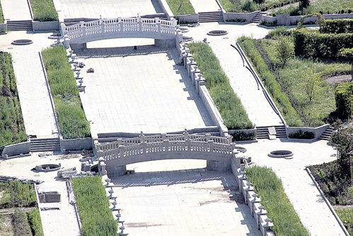 Самый дорогой дворец Подмосковья соседствует с дачей Пугачёвой
