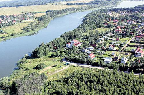 Самый дорогой дворец Подмосковья соседствует с дачей Пугачёвой