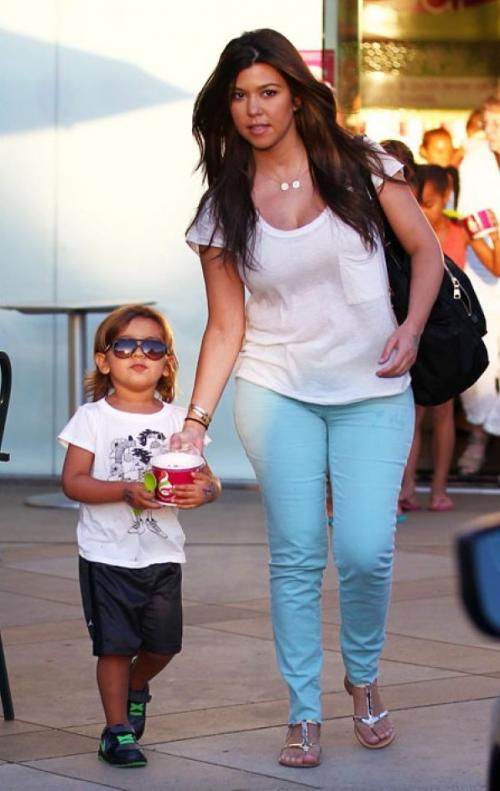 Похудевшие звёздные мамы: во время и после беременности