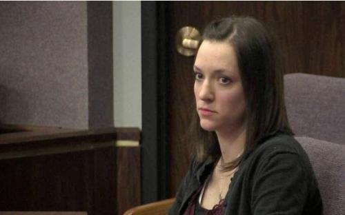 14  американских учительниц, осуждённых за связи с учениками