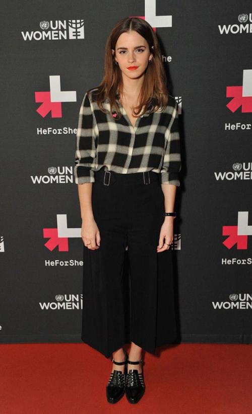 Самые нелепые и безвкусные наряды знаменитостей