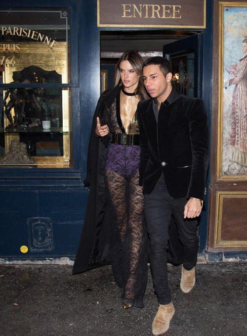 Самые нелепые и безвкусные наряды знаменитостей