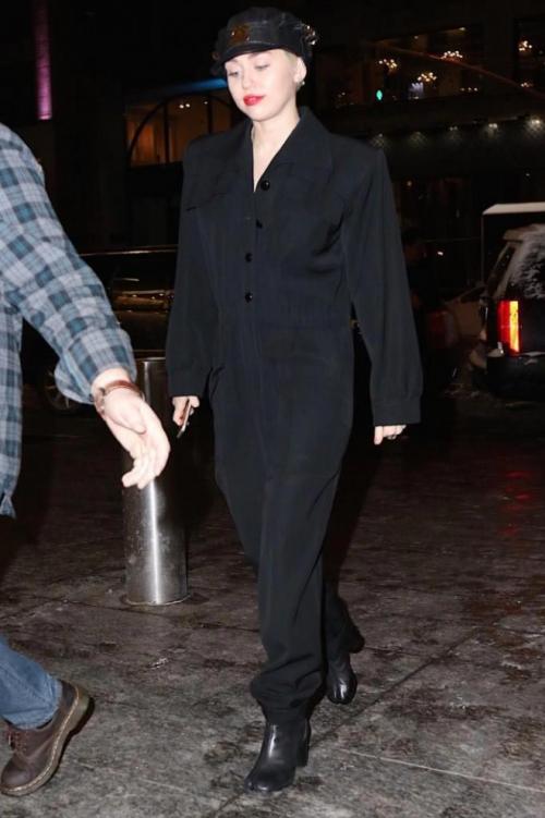 Самые нелепые и безвкусные наряды знаменитостей