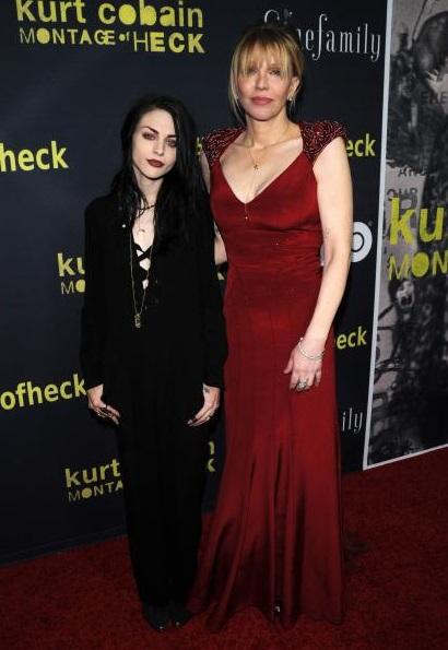 Самые нелепые и безвкусные наряды знаменитостей