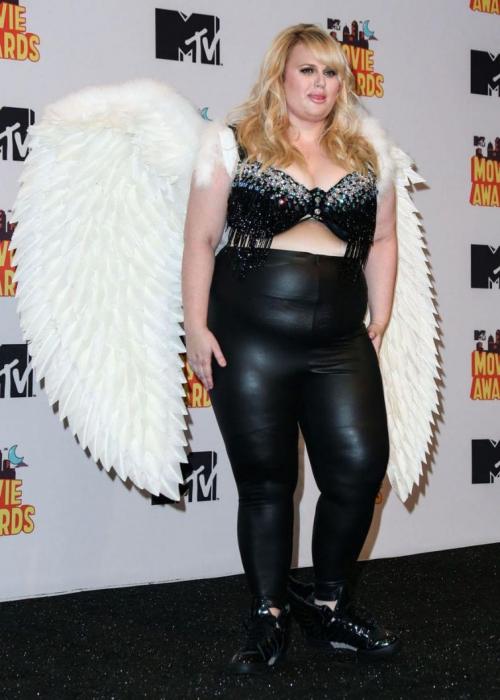 Самые нелепые и безвкусные наряды знаменитостей